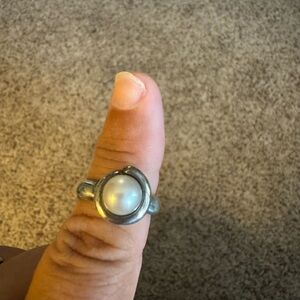 Retired James Avery Pearl Swirl Ring